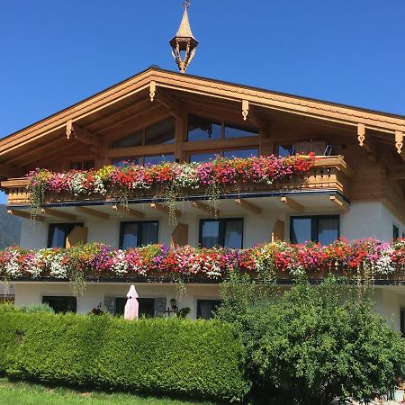 Appartement Pointschneiderhof Майсхофен Екстериор снимка